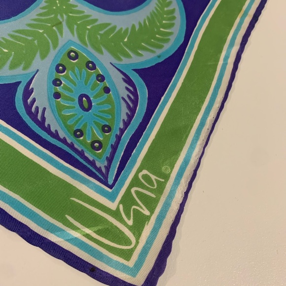 Vera scarf made in Japan. - Picture 5 of 9